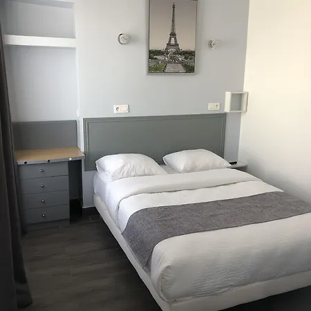 Clauzel Hotel Paris